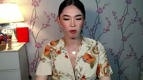 Snapshot of yourdreamgirljane chatting on October 6, 12:05 am JANE online show from October 6, 12:05 am