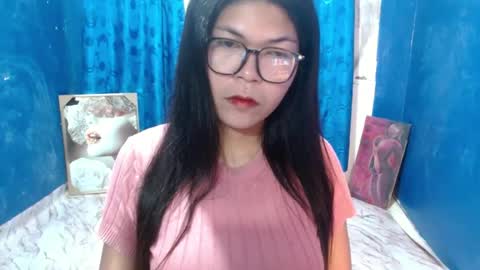 youre_sweet_ninya online show from August 3, 5:07 pm