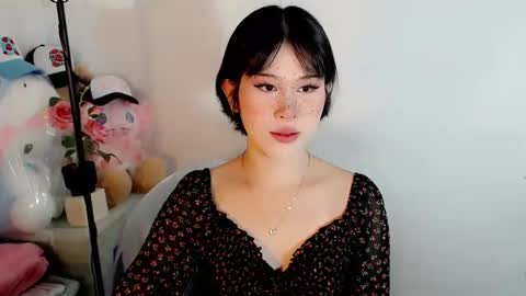 Snapshot of yourfavorateella chatting on October 8, 1:54 am PrettyElla online show from October 8, 1:54 am
