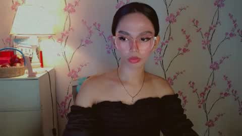 Snapshot of yourfavoratericcie chatting on September 13, 5:48 am RICCIE MAE online show from September 13, 5:48 am