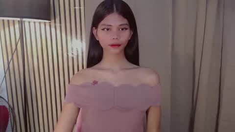 Vivian online show from January 17, 3:19 pm