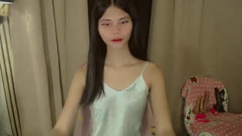 Vivian online show from March 7, 12:17 am