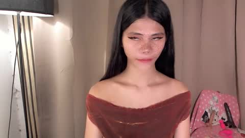 Vivian online show from April 22, 2:52 am