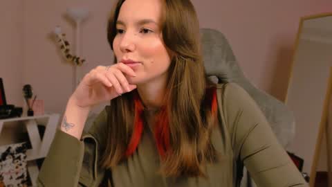 Snapshot of yourfrenchteacher chatting on January 26, 8:23 pm Chloe online show from January 26, 8:23 pm