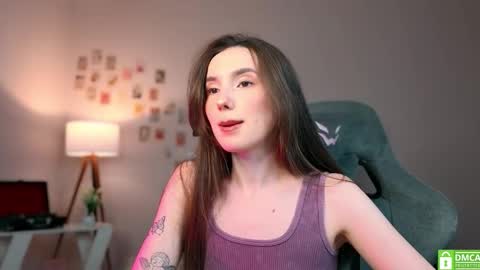 Snapshot of yourfrenchteacher chatting on September 15, 8:49 pm Chloe online show from September 15, 8:49 pm