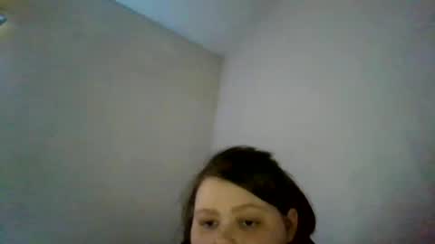 Snapshot of yourgirl_189 chatting on February 22, 12:16 am yourgirl_189 online show from February 22, 12:16 am