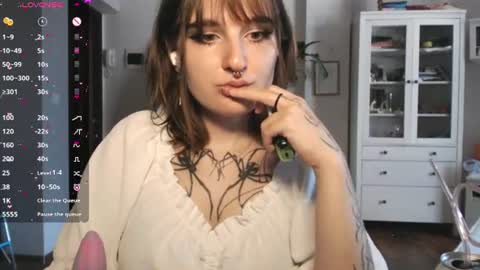 hanna online show from June 11, 11:51 am