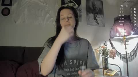 Aida online show from March 12, 5:15 pm