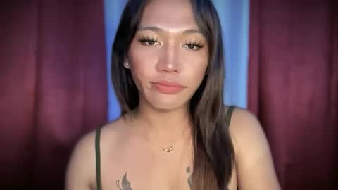 Snapshot of yourhotlove_jamellaxxx chatting on September 28, 3:17 pm LOVING JAMMELA online show from September 28, 3:17 pm