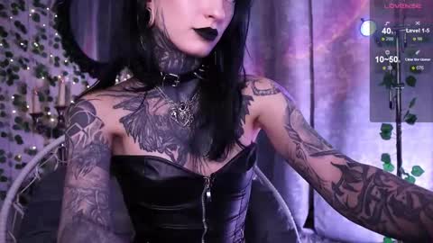 Snapshot of yourinkeddream chatting on October 17, 5:16 pm Aleksandra online show from October 17, 5:16 pm