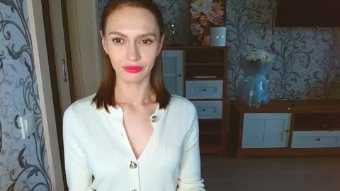 Snapshot of yourladysunshine chatting on October 5, 10:31 am Ksyusha online show from October 5, 10:31 am