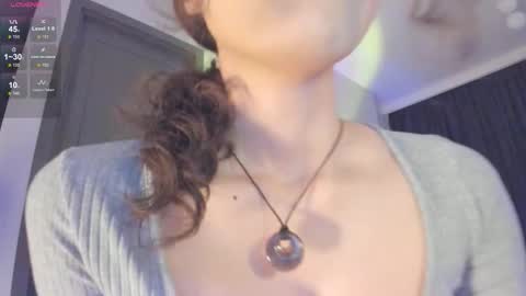 youre meyy online show from November 23, 6:53 pm