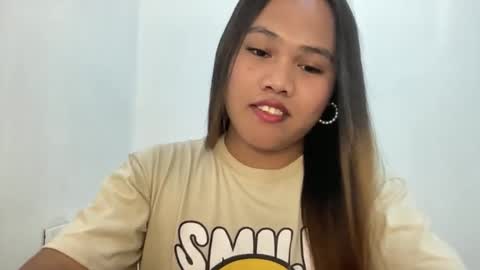 yourspecialgirl_rhea online show from April 24, 3:15 pm