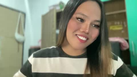 yourspecialgirl_rhea online show from April 23, 2:41 pm