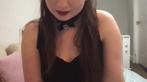 YoursTrulyBella online show from January 13, 3:56 am