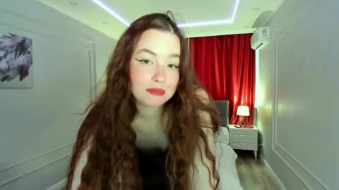 yoursweetmaddy online show from April 22, 3:25 am