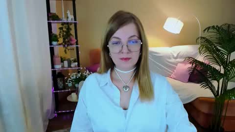 Alice online show from October 3, 10:09 am