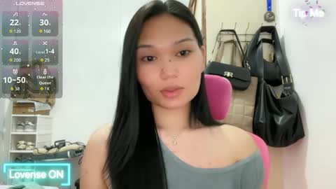 yrdrmgrl_jennie26 online show from April 22, 9:56 pm