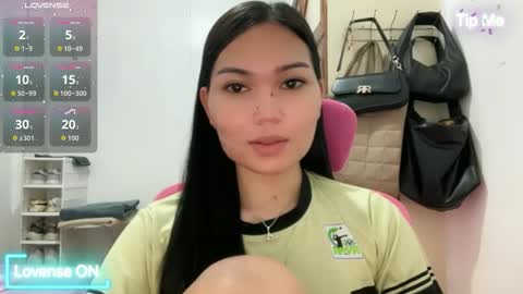 yrdrmgrl_jennie26 online show from March 7, 5:47 am