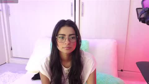 Yurani online show from February 17, 2:09 am