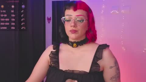   online show from April 22, 3:25 am