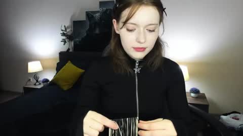 YukiShine online show from June 22, 5:32 pm