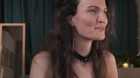 yulla dao online show from April 30, 5:40 pm