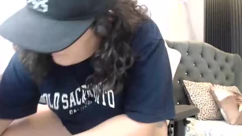 Snowflake online show from April 29, 1:09 am