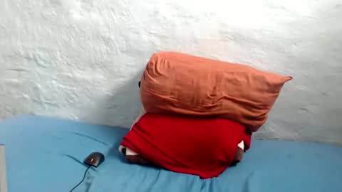 yummytittsxx online show from November 24, 5:53 am