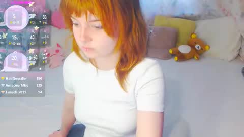 yuna_jin online show from June 20, 12:20 pm