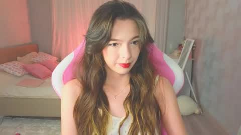Snapshot of yuna_sunshy chatting on October 23, 12:38 am Yuna online show from October 23, 12:38 am