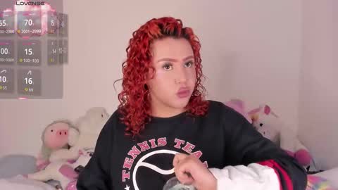 yunahott_ online show from November 21, 5:20 am