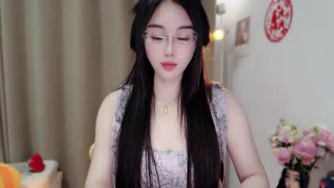 YunEr online show from March 11, 2:09 pm