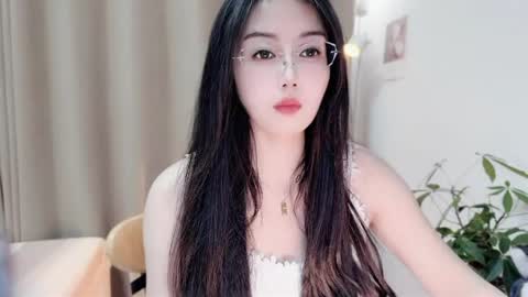 YunEr online show from April 24, 1:58 pm