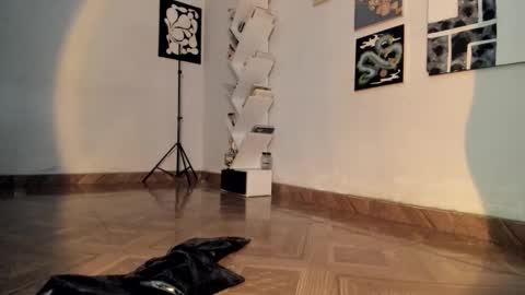 paola online show from December 20, 10:25 pm