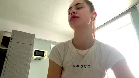 Lina online show from May 30, 7:06 am