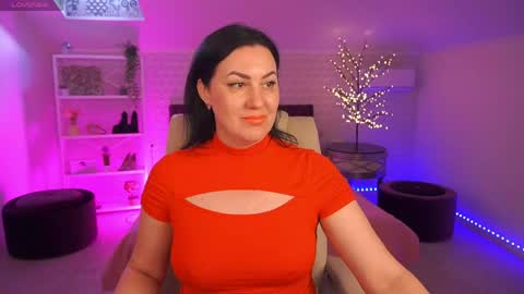 Zafiramoonn online show from April 22, 12:35 pm