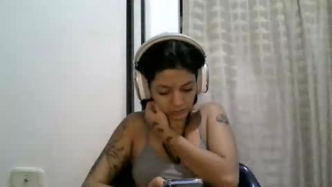 Zafiro online show from April 27, 3:42 pm