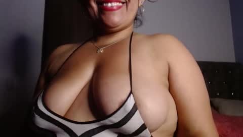 Snapshot of zahi_willx chatting on September 22, 3:16 am Zahi ... wants to play with everyone...yessss online show from September 22, 3:16 am