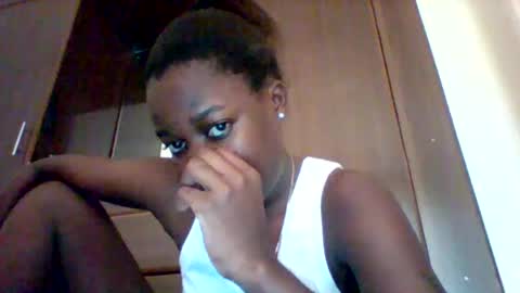 zainxxxx online show from April 23, 12:29 pm