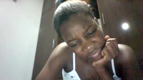 zainxxxx online show from April 19, 6:32 pm