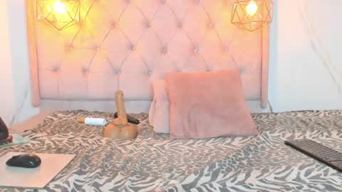 ZAMIRA online show from July 11, 5:46 pm