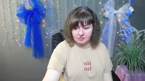 zannadreil online show from November 14, 7:25 pm