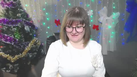 zannadreil online show from December 14, 8:03 pm