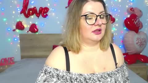 Snapshot of zannadreil chatting on February 19, 7:27 pm zannadreil online show from February 19, 7:27 pm