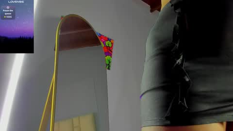 zaphiro__sky online show from February 21, 9:10 am