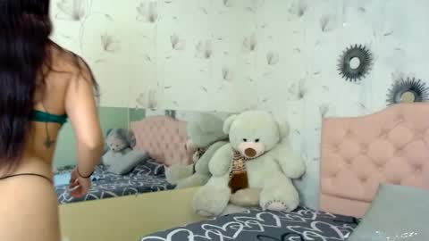 Zara online show from February 4, 12:08 pm