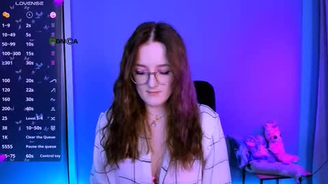 ur kitten 3 online show from November 18, 9:05 pm