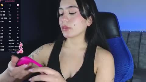 zaradames_ online show from February 20, 4:22 am