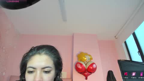 Snapshot of zarah_torres chatting on October 5, 10:04 pm Zarah online show from October 5, 10:04 pm